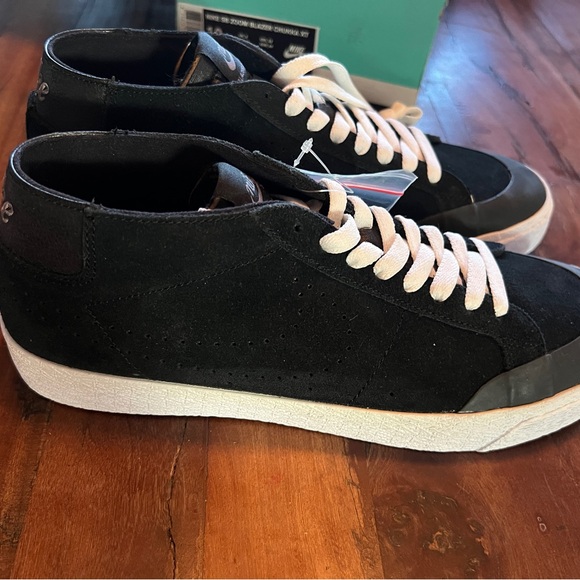 NIKE SB ZOOM BLAZER CHUKKA XT main image 4